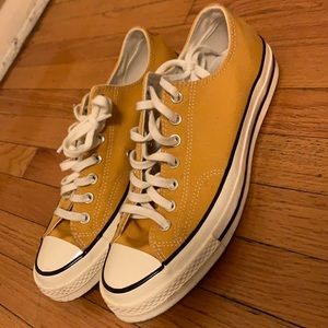 Brand new Converse Trunk Taylor size M 9 W11